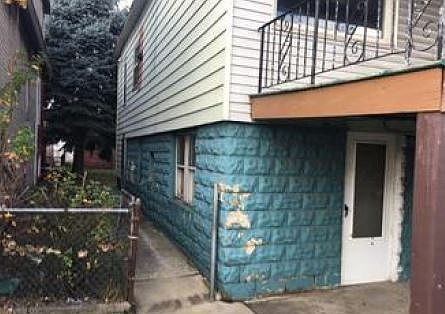 4th image of 4006 Pulaski St