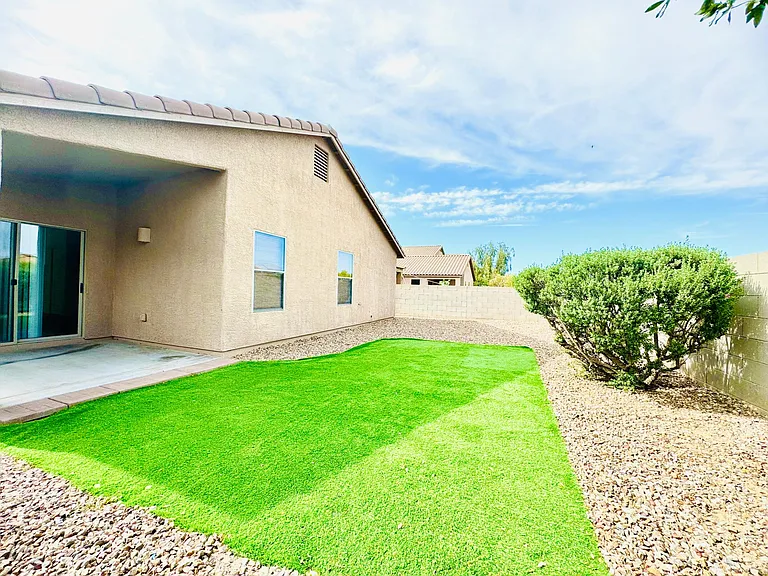 8475 S Otis Dr — Photo 10