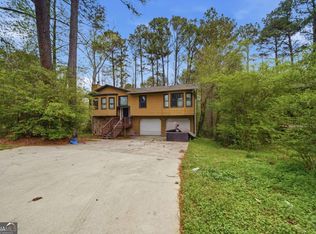 5870 Wellborn Trl, Lithonia, GA