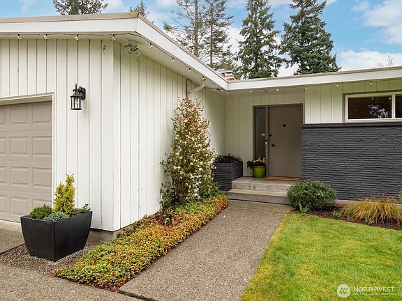 3rd image of 13744 Ashworth Avenue N