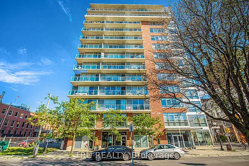 180 York St #1003 Photo 1