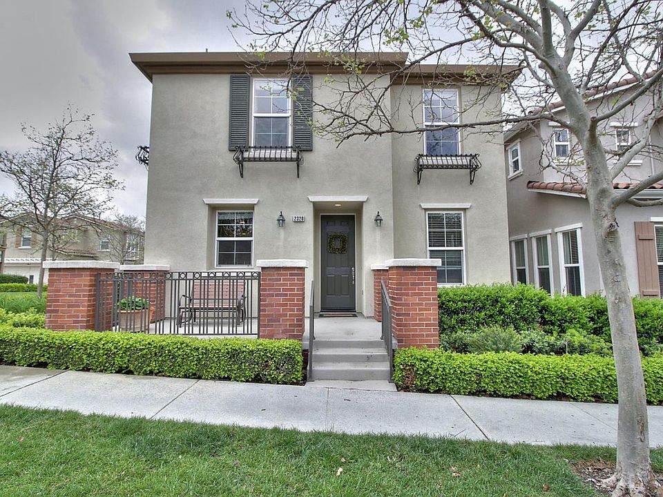 1st image of 2320 Azevedo Pkwy