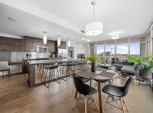 530 12th Ave SW #1201, Calgary, AB T2R0B1
