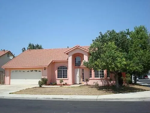 1824 Chapman Ct photo 1