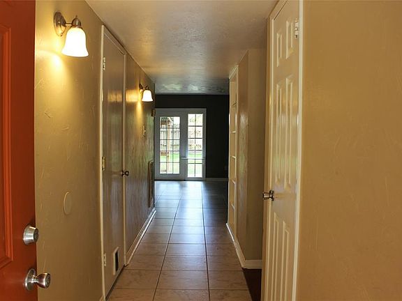 Step into your new home with tile throughout entry leading into your living room.