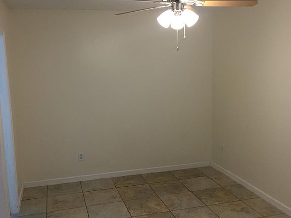5th image of 8591 Kingfisher Ln