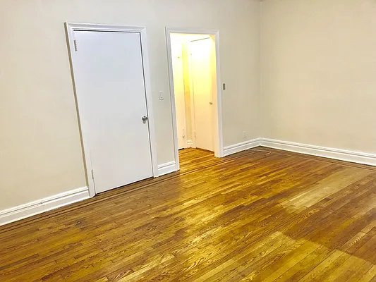 Rented by Silverstreet RE LLC | media 11