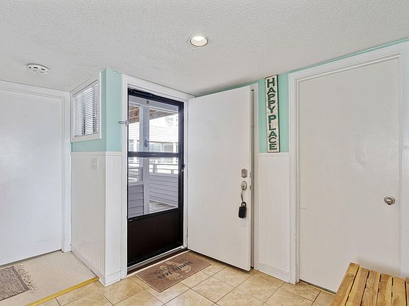 3rd image of 351 Lake Arrowhead Rd. #02-206