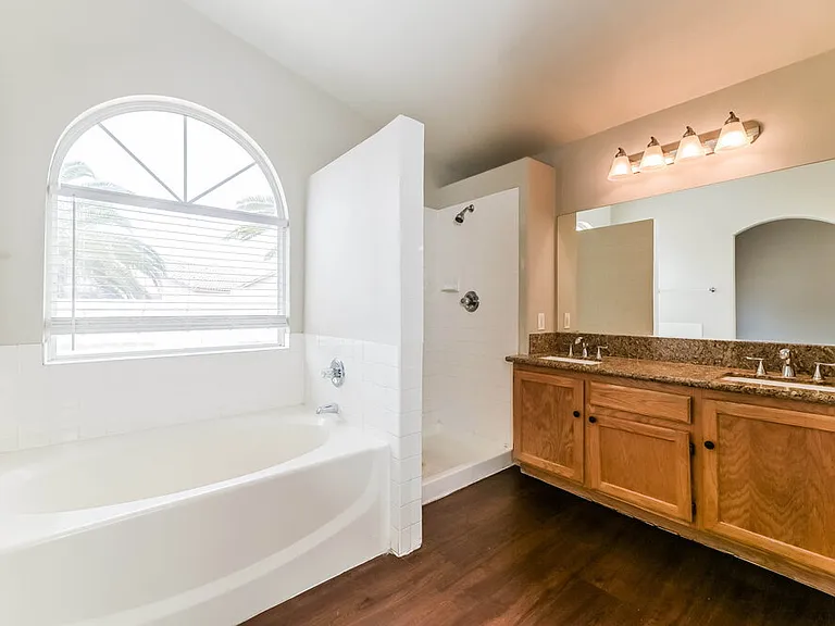 2401 Cypress Island Ct — Photo 10