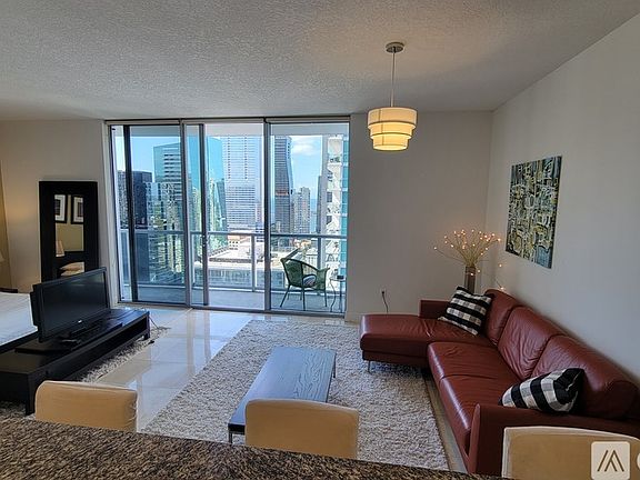 3rd image of 1060 Brickell Ave #3112