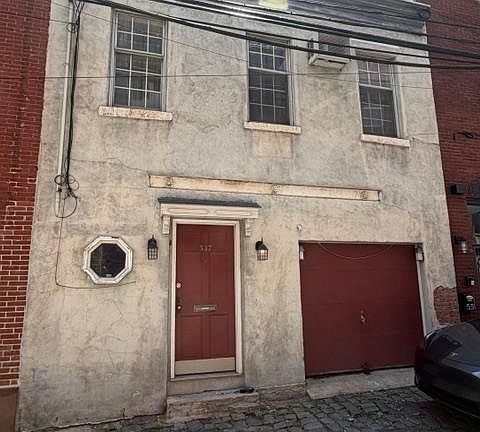 2nd image of 537 Court St