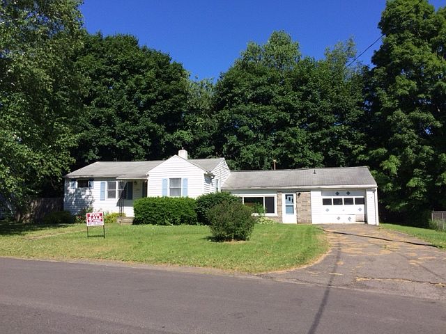 1st image of 1304 Chase Ave
