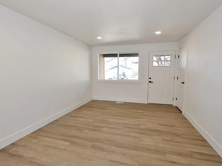 2840 N Arthur St — Photo 5