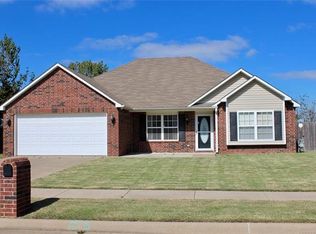 4814 NE Wisconsin St, Bartlesville, OK 74006