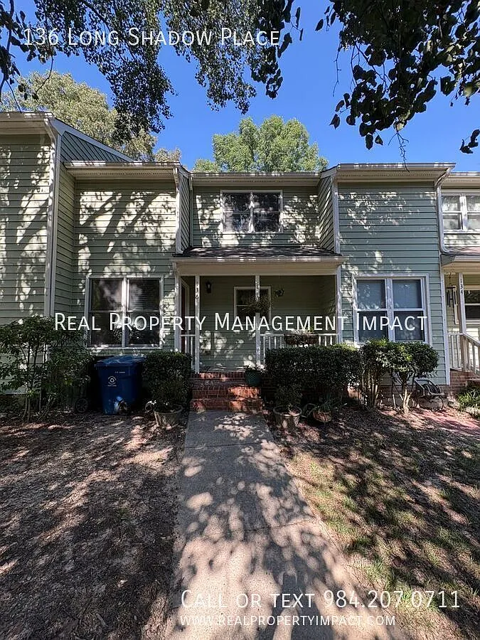 Wooded Retreat 2-Bed, 3.5-Bath Townhome Backing to the American Tobacco Trail — Photo 1