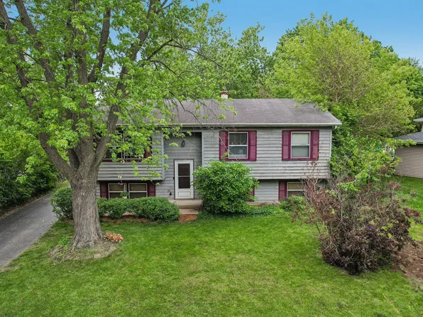 332 Everett Ave, Crystal Lake, IL 60014