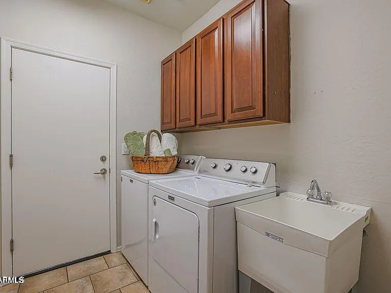 41520 N River Bend Ct — Photo 28
