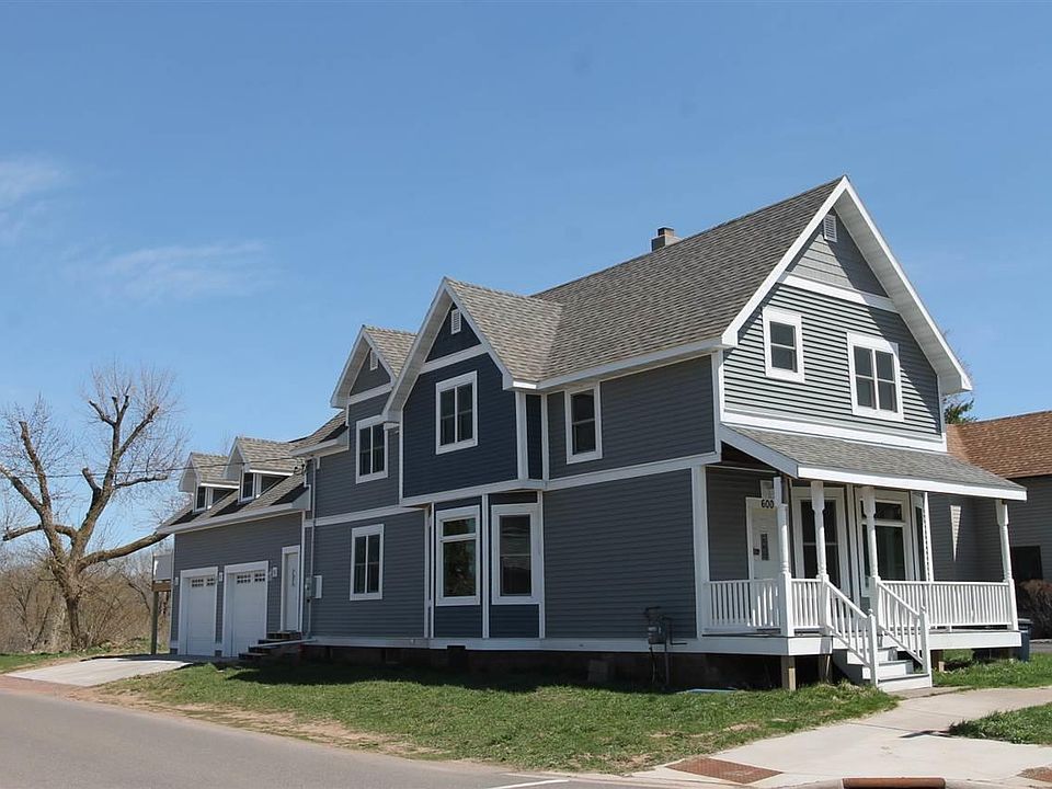 1st image of 600 7th Ave E