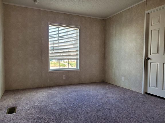 4th image of 1023 N 9th St #45-TRAILER