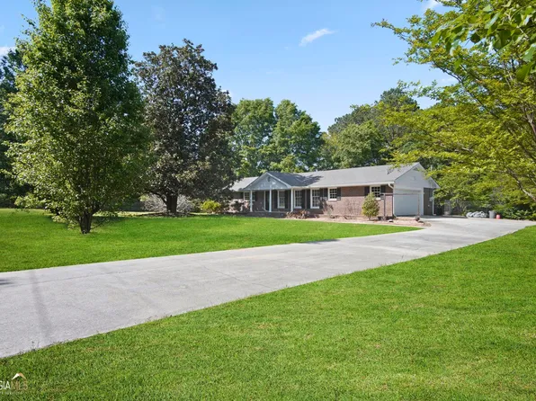 4063 Donna Ln, Loganville, GA 30052