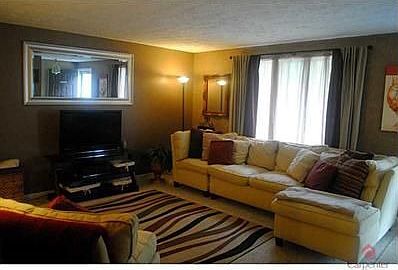 3rd image of 1526 Woodpointe Dr