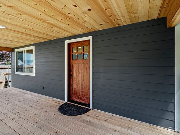 5th image of 7510 192nd Avenue E