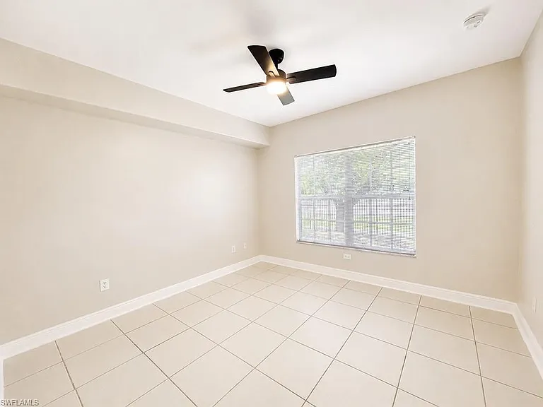 4110 Castilla Cir #105 — Photo 11