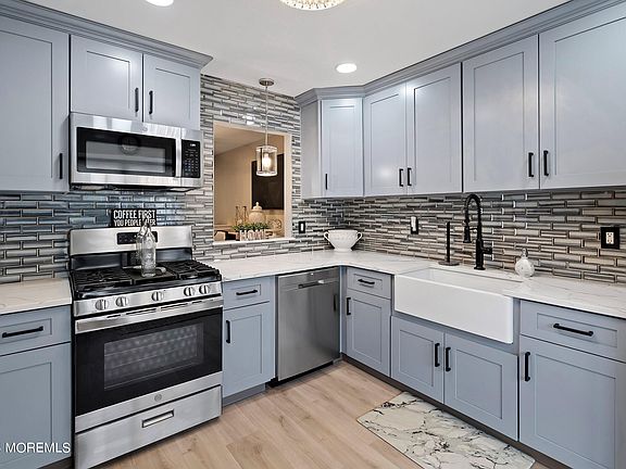 2nd image of 3305 Oliver Court #5
