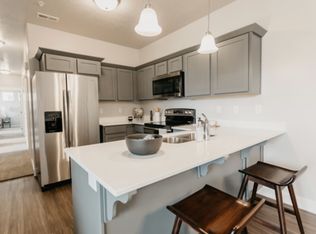 1837 W Eaglewood Dr UNIT 204, Saratoga Springs, UT 84045