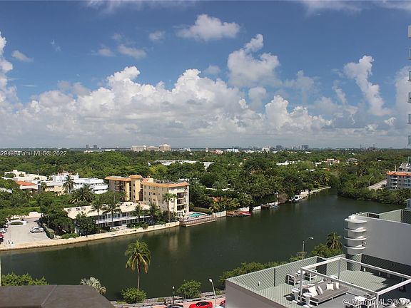 5th image of 2401 Collins Ave APT 1412