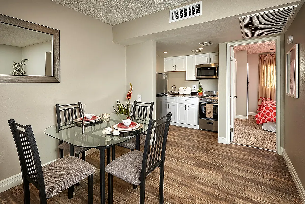 Fiesta Village Furnished Apts — Photo 3