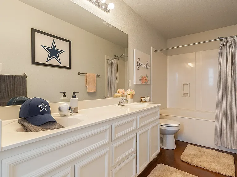 3749 W Amity Rd #A — Photo 7
