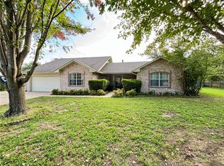 827 Chatsworth Dr, Grove, OK 74344