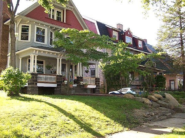 1st image of 1324 Elm St