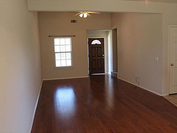 2nd image of 3007 SW Amberwood Ave #2
