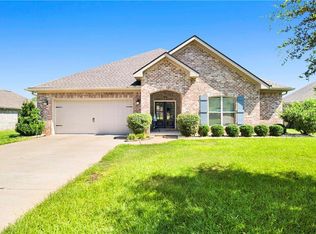 199 Ornate Ave, Fairhope, AL 36532