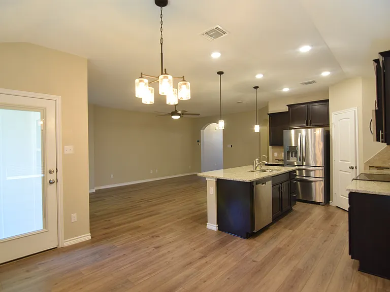 5914 Galveston Rd — Photo 5