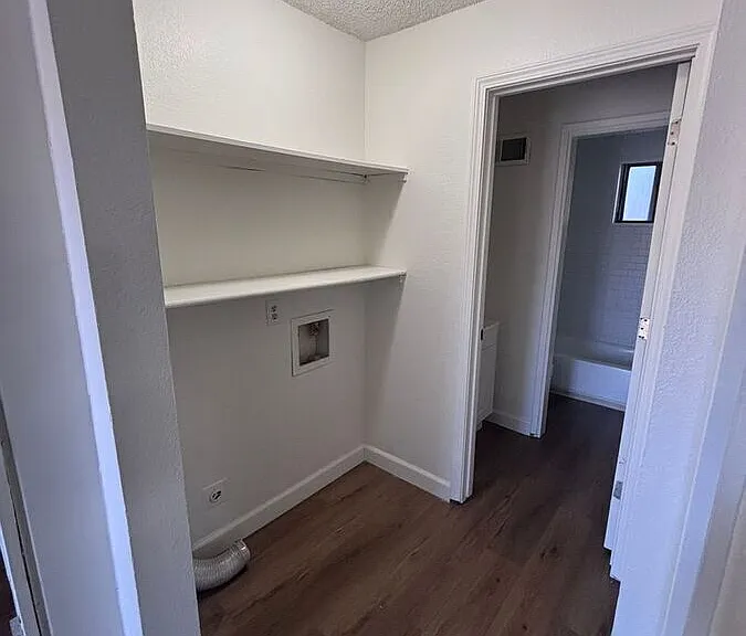 4043 Shinners Pl — Photo 4