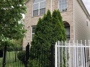 3853 W West End Ave, Chicago, IL 60624
