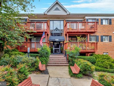 208 Skyhill Rd APT 5, Alexandria, VA, 22314