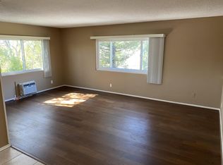 2134 La Canada Crest Dr #6, La Canada Flintridge, CA 91011