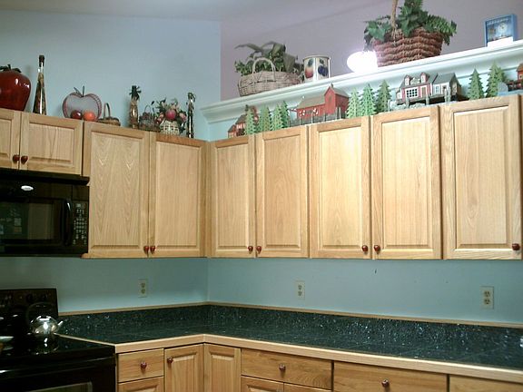 Cabinets and Counter