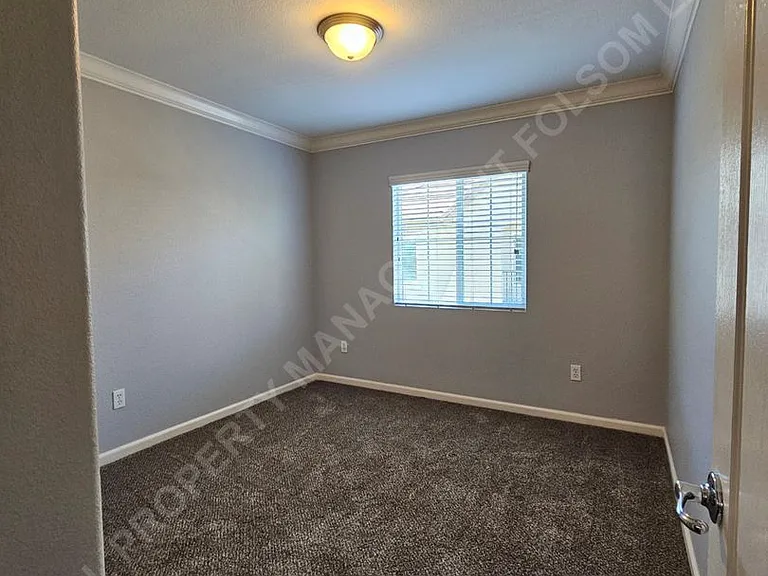 104 Rodin Ln — Photo 21