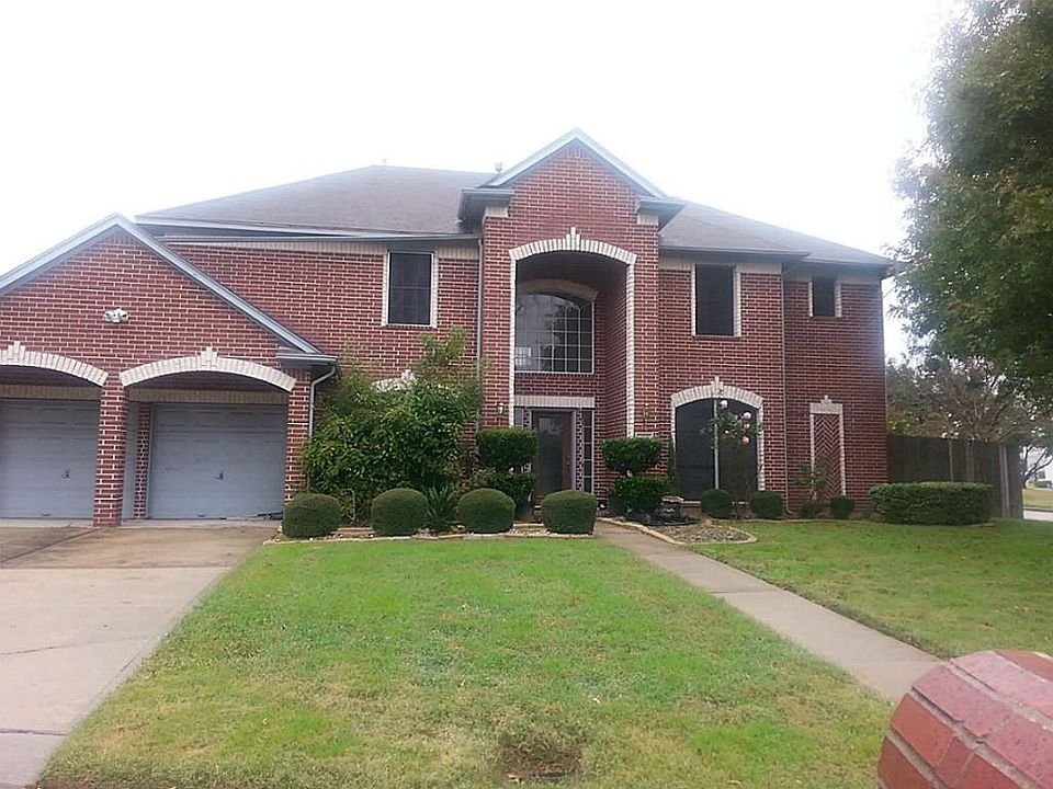 1st image of 102 Annes Way