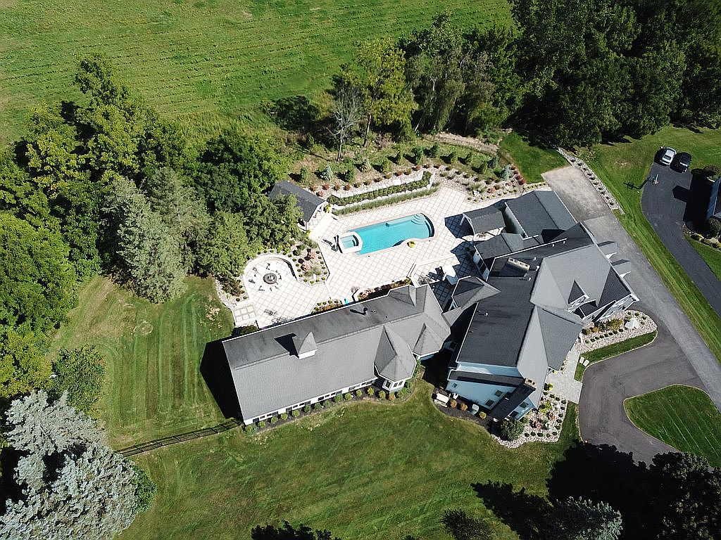 26 Merryhill Ln, Pittsford, NY 14534 Zillow