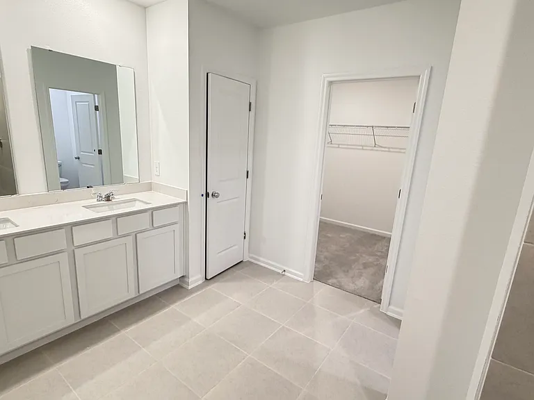 4585 Golden Knight Blvd — Photo 10