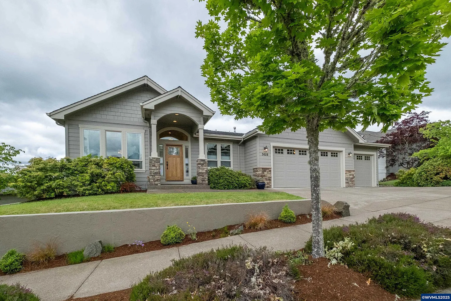 3628 NW Bunting Dr photo 1
