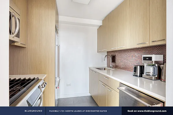 Rented by The Blueground | media 36