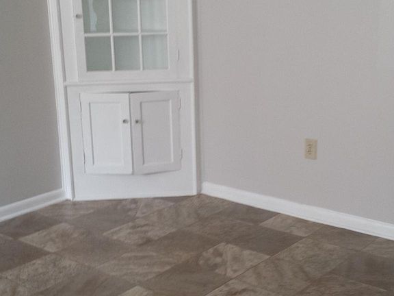 Dining room, does not reflect actual size. The room is approx. 12' x 15'