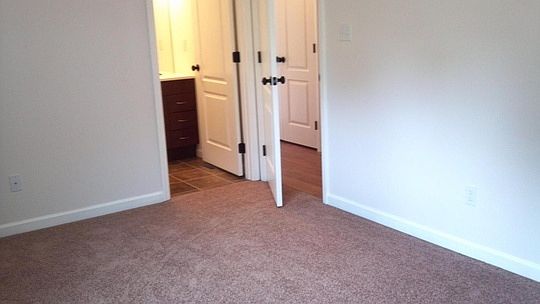 4th image of 3142 Haggard Dr